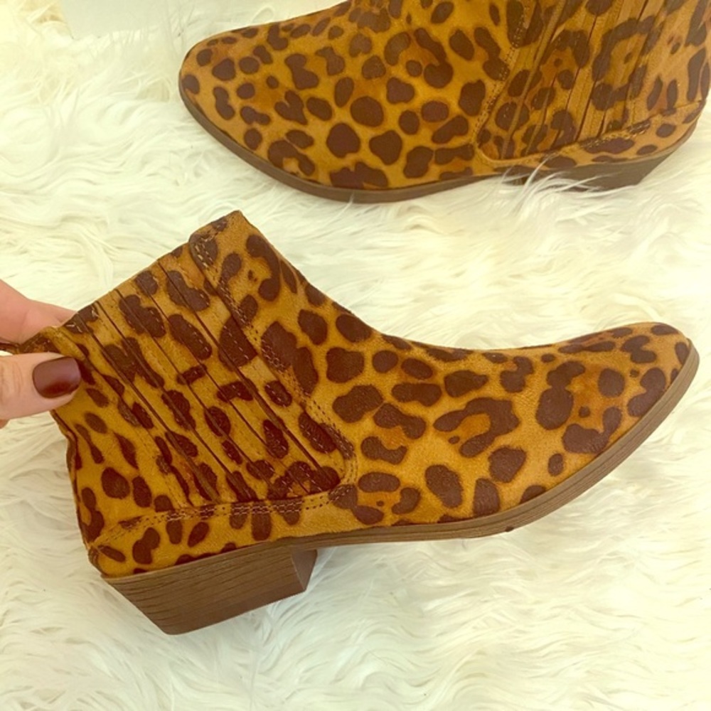 Leopard ankle booties